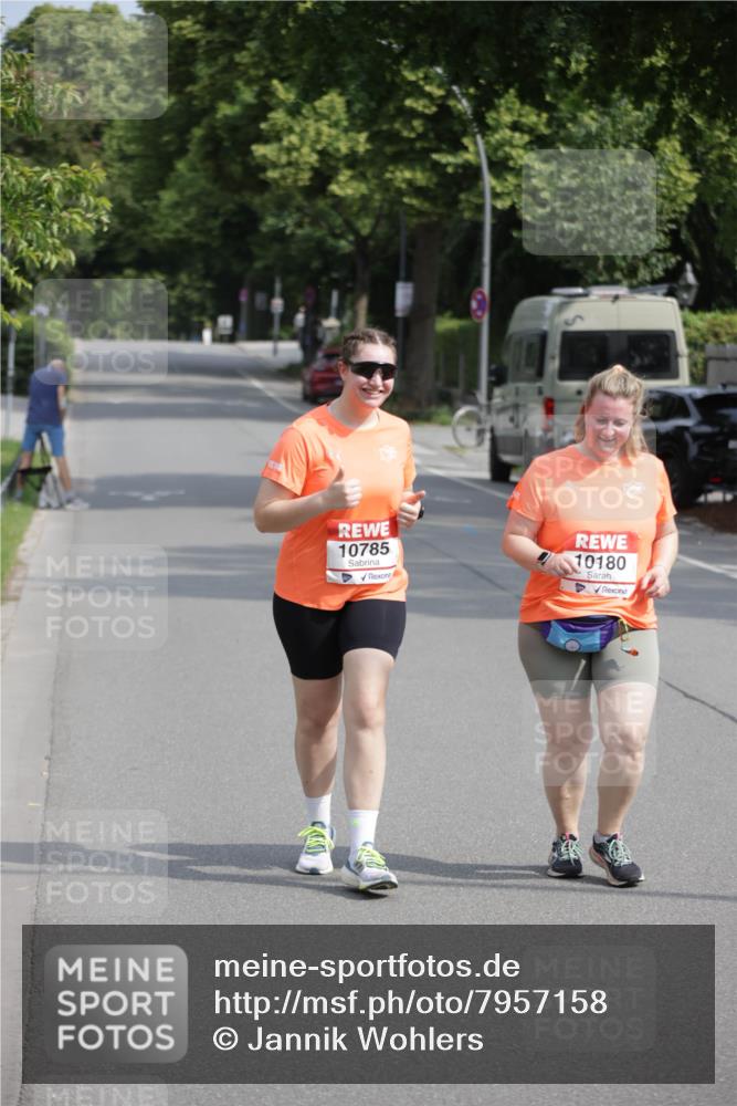 15.06.2025 - REWE Women's Run Jannik Wohlers http://msf.ph/oto/7957158 15.06.2025 09:14:33 Laufen 10785, 10180 meine-sportfotos.de