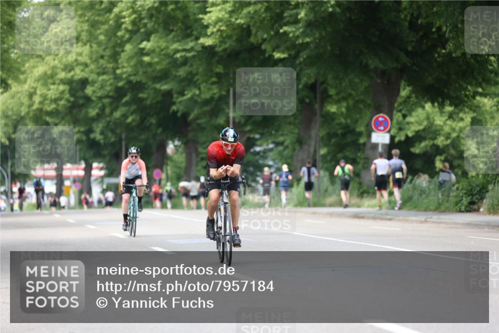 15.06.2025 - 7 Türme Triathlon Yannick Fuchs http://msf.ph/oto/7957184 15.06.2025 13:43:01 Radfahren 281, 379, 629 meine-sportfotos.de