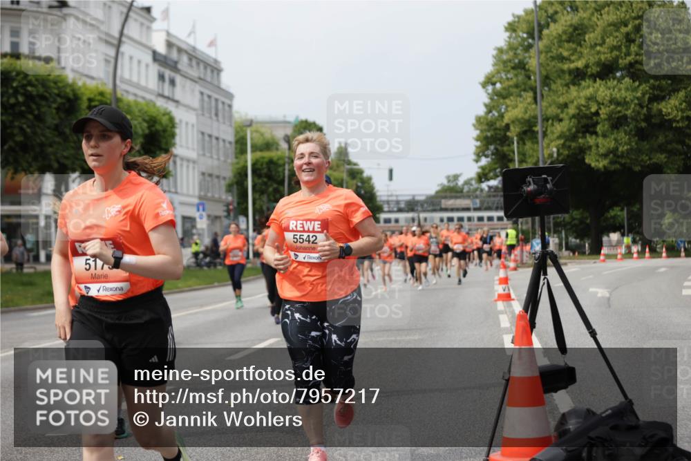 15.06.2025 - REWE Women's Run Jannik Wohlers http://msf.ph/oto/7957217 15.06.2025 09:43:52 Laufen 5173, 5542 meine-sportfotos.de