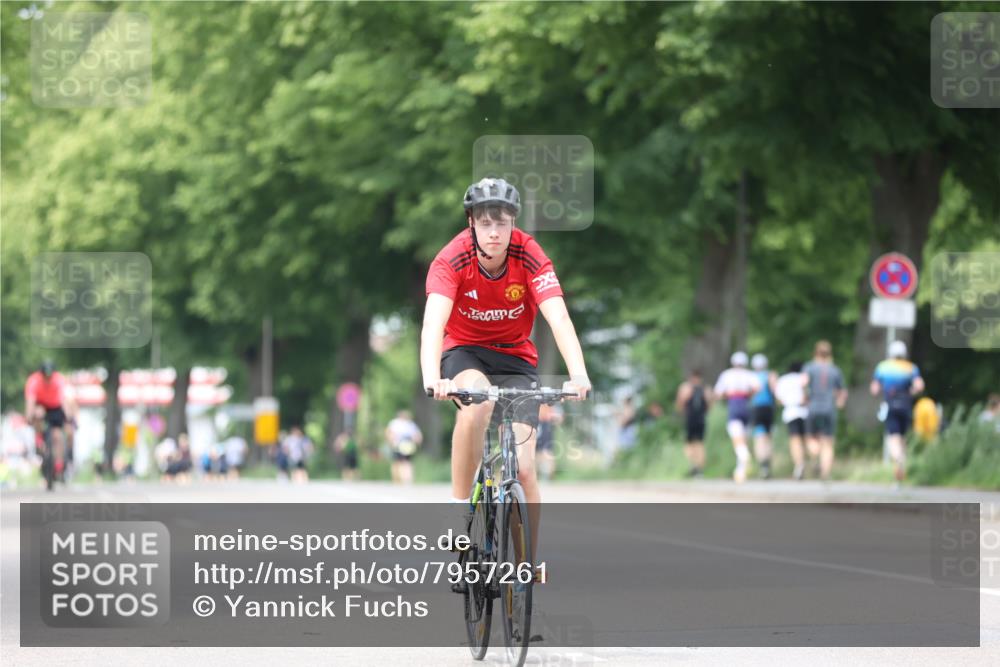 15.06.2025 - 7 Türme Triathlon Yannick Fuchs http://msf.ph/oto/7957261 15.06.2025 13:43:24 Radfahren 795, 834, 933, 987, 1110 meine-sportfotos.de