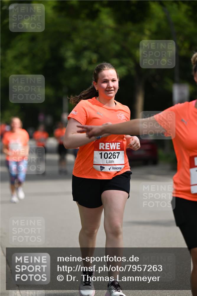 15.06.2025 - REWE Women's Run Dr. Thomas Lammeyer http://msf.ph/oto/7957263 15.06.2025 09:47:31 Laufen 10267 meine-sportfotos.de