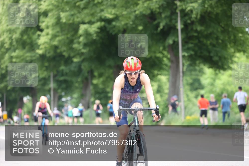 15.06.2025 - 7 Türme Triathlon Yannick Fuchs http://msf.ph/oto/7957302 15.06.2025 13:43:30 Radfahren 195, 600, 933, 987, 1110, 1137 meine-sportfotos.de