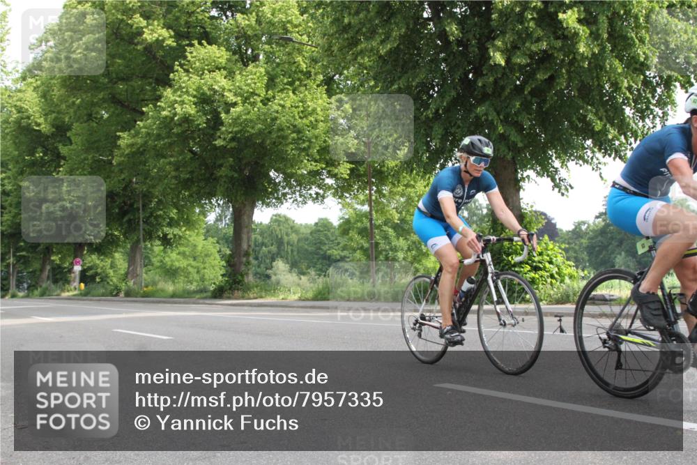 15.06.2025 - 7 Türme Triathlon Yannick Fuchs http://msf.ph/oto/7957335 15.06.2025 09:48:11 Radfahren  meine-sportfotos.de