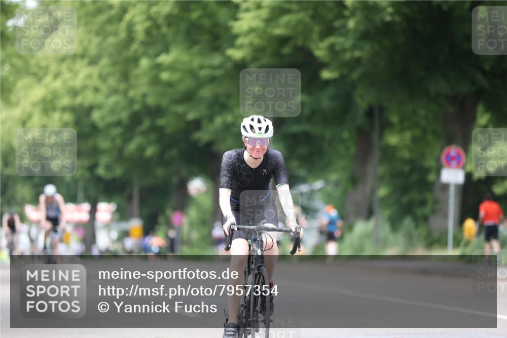 15.06.2025 - 7 Türme Triathlon Yannick Fuchs http://msf.ph/oto/7957354 15.06.2025 13:43:36 Radfahren 479, 600, 1137 meine-sportfotos.de