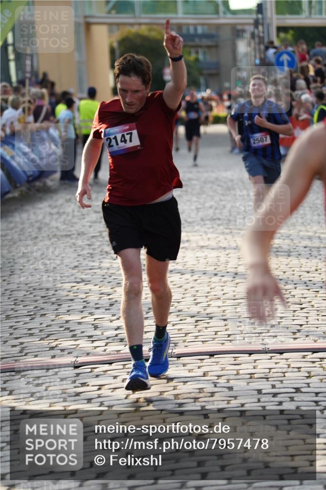 13.06.2025 - Holstenköstenlauf Felixshl http://msf.ph/oto/7957478 13.06.2025 19:48:15 Laufen 2064, 2147, 2507 meine-sportfotos.de
