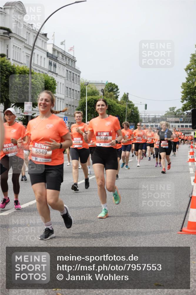 15.06.2025 - REWE Women's Run Jannik Wohlers http://msf.ph/oto/7957553 15.06.2025 09:44:05 Laufen 5195, 5549, 5059, 5686, 5064 meine-sportfotos.de