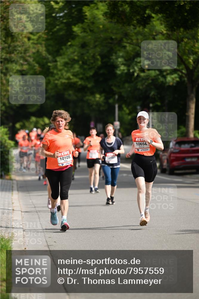 15.06.2025 - REWE Women's Run Dr. Thomas Lammeyer http://msf.ph/oto/7957559 15.06.2025 09:47:46 Laufen 10105, 10654 meine-sportfotos.de