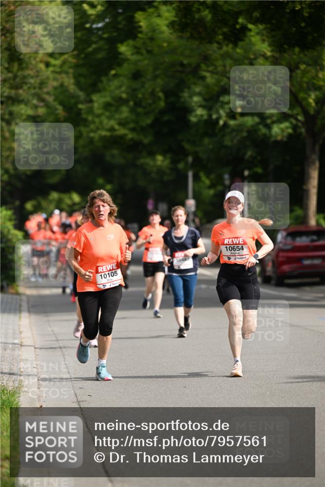 15.06.2025 - REWE Women's Run Dr. Thomas Lammeyer http://msf.ph/oto/7957561 15.06.2025 09:47:46 Laufen 10105, 10654 meine-sportfotos.de