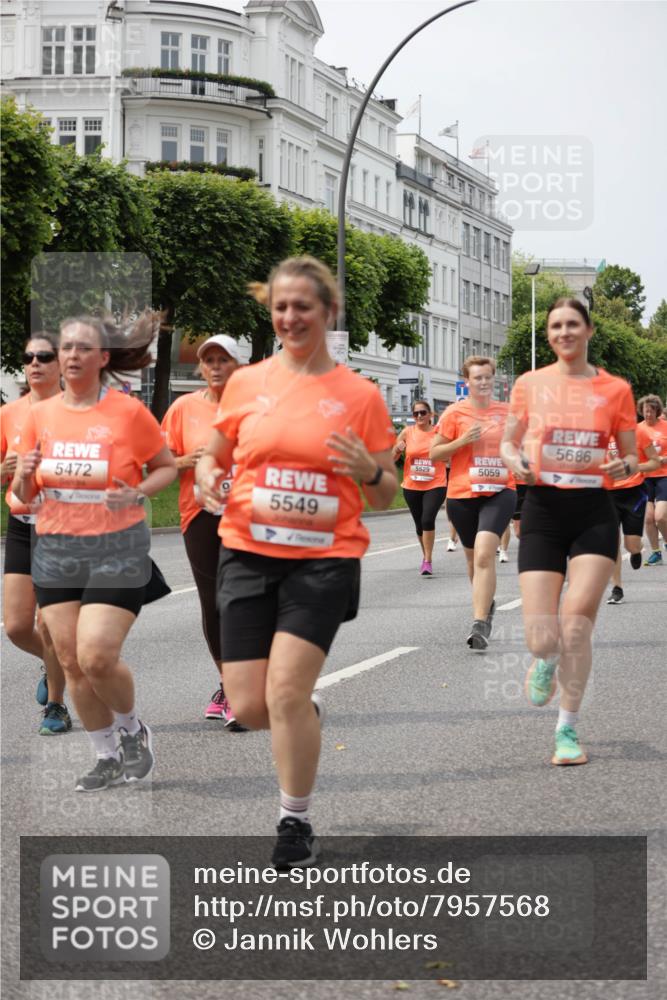 15.06.2025 - REWE Women's Run Jannik Wohlers http://msf.ph/oto/7957568 15.06.2025 09:44:05 Laufen 5472, 5549, 9, 5686, 5529, 5059 meine-sportfotos.de