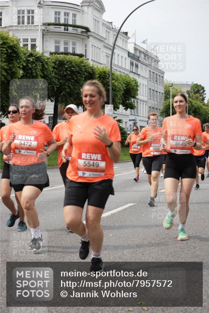 15.06.2025 - REWE Women's Run Jannik Wohlers http://msf.ph/oto/7957572 15.06.2025 09:44:05 Laufen 5472, 5549, 5686, 5529, 5059 meine-sportfotos.de