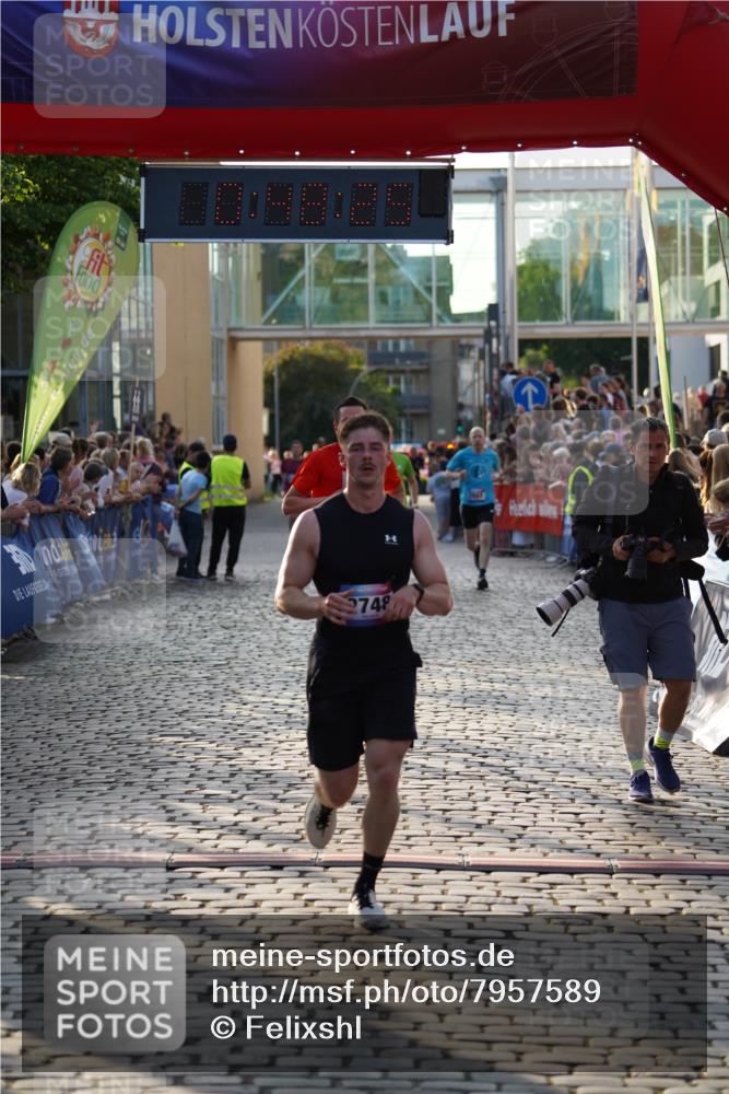 13.06.2025 - Holstenköstenlauf Felixshl http://msf.ph/oto/7957589 13.06.2025 19:48:24 Laufen 2087, 2357, 2748, 2807 meine-sportfotos.de