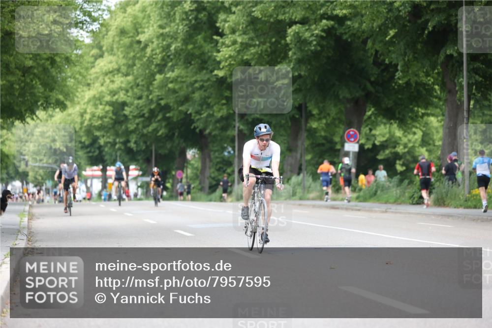 15.06.2025 - 7 Türme Triathlon Yannick Fuchs http://msf.ph/oto/7957595 15.06.2025 13:44:28 Radfahren 1078, 1196 meine-sportfotos.de