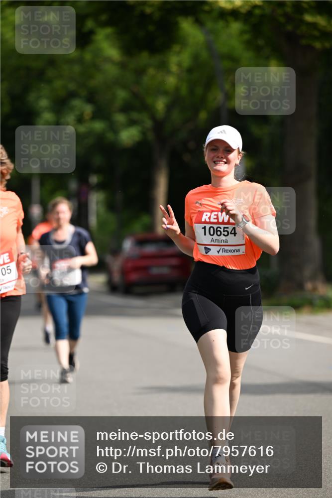 15.06.2025 - REWE Women's Run Dr. Thomas Lammeyer http://msf.ph/oto/7957616 15.06.2025 09:47:49 Laufen 05, 10654 meine-sportfotos.de