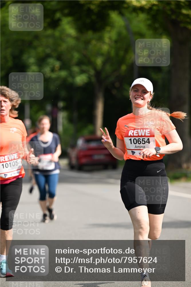 15.06.2025 - REWE Women's Run Dr. Thomas Lammeyer http://msf.ph/oto/7957624 15.06.2025 09:47:49 Laufen 10105, 10654 meine-sportfotos.de