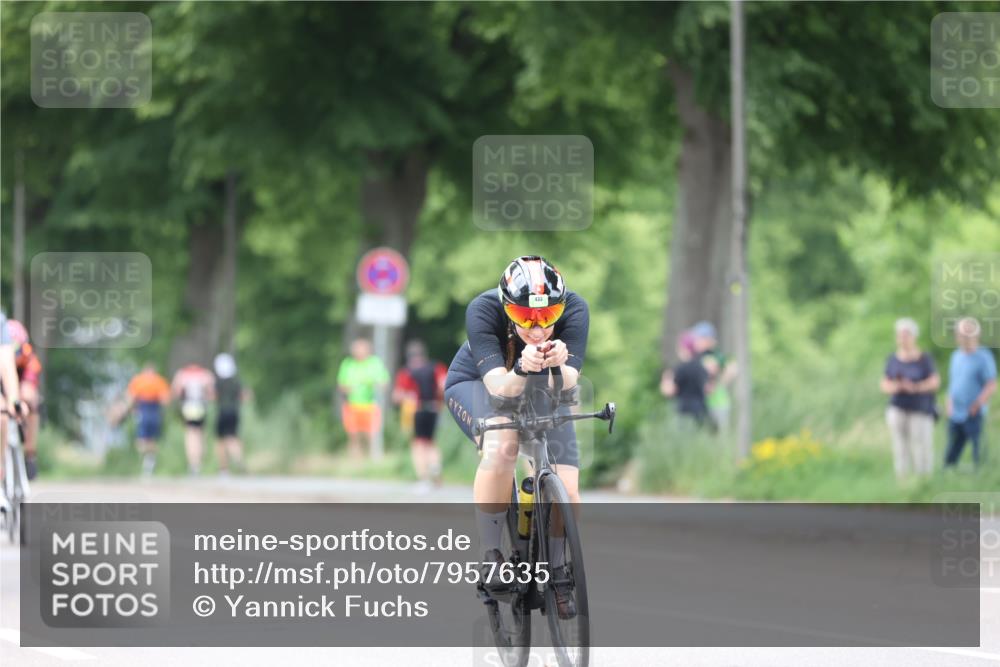 15.06.2025 - 7 Türme Triathlon Yannick Fuchs http://msf.ph/oto/7957635 15.06.2025 13:44:32 Radfahren 845, 1078, 1196 meine-sportfotos.de