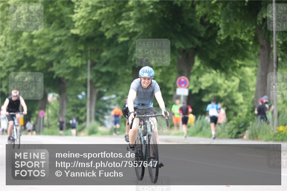 15.06.2025 - 7 Türme Triathlon Yannick Fuchs http://msf.ph/oto/7957647 15.06.2025 13:44:33 Radfahren 845, 1196 meine-sportfotos.de