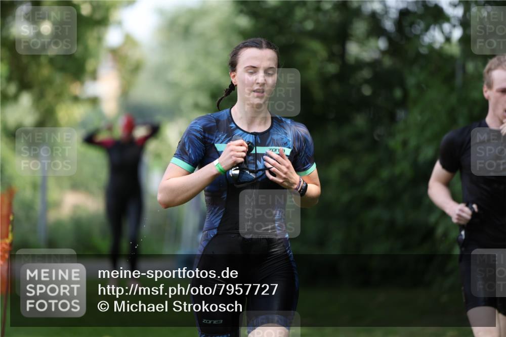 15.06.2025 - 7 Türme Triathlon Michael Strokosch http://msf.ph/oto/7957727 15.06.2025 12:36:49 Schwimmen 429, 514, 584, 645, 666 meine-sportfotos.de