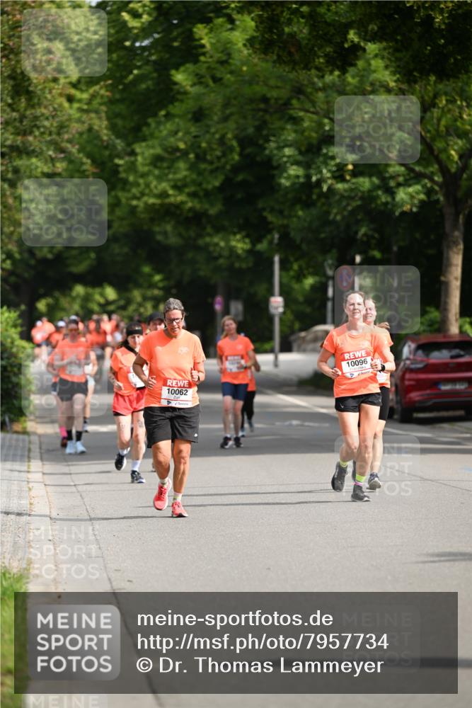 15.06.2025 - REWE Women's Run Dr. Thomas Lammeyer http://msf.ph/oto/7957734 15.06.2025 09:47:54 Laufen 10096, 10062 meine-sportfotos.de