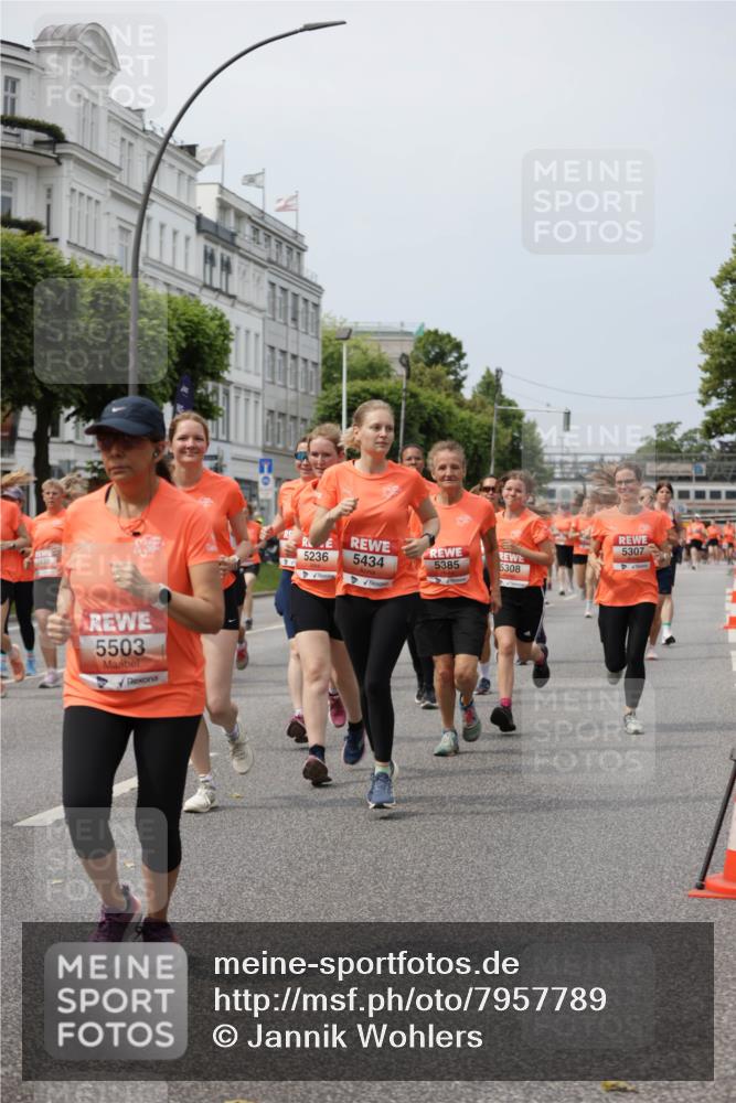 15.06.2025 - REWE Women's Run Jannik Wohlers http://msf.ph/oto/7957789 15.06.2025 09:44:11 Laufen 38, 5503, 5307, 5236, 5434, 5385, 5308 meine-sportfotos.de