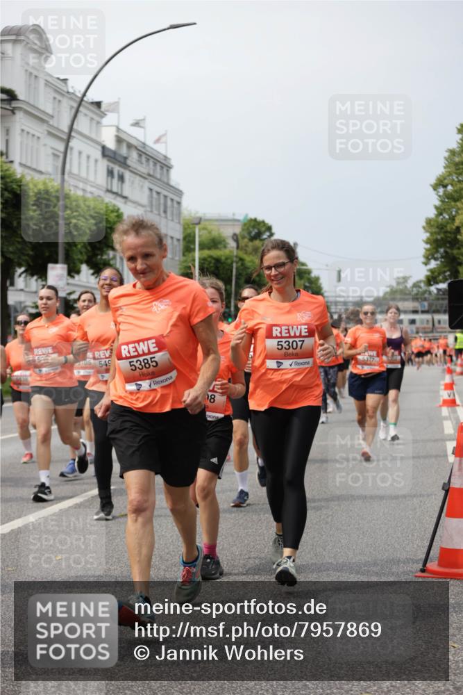 15.06.2025 - REWE Women's Run Jannik Wohlers http://msf.ph/oto/7957869 15.06.2025 09:44:13 Laufen 105, 549, 5385, 18, 5307, 5377 meine-sportfotos.de