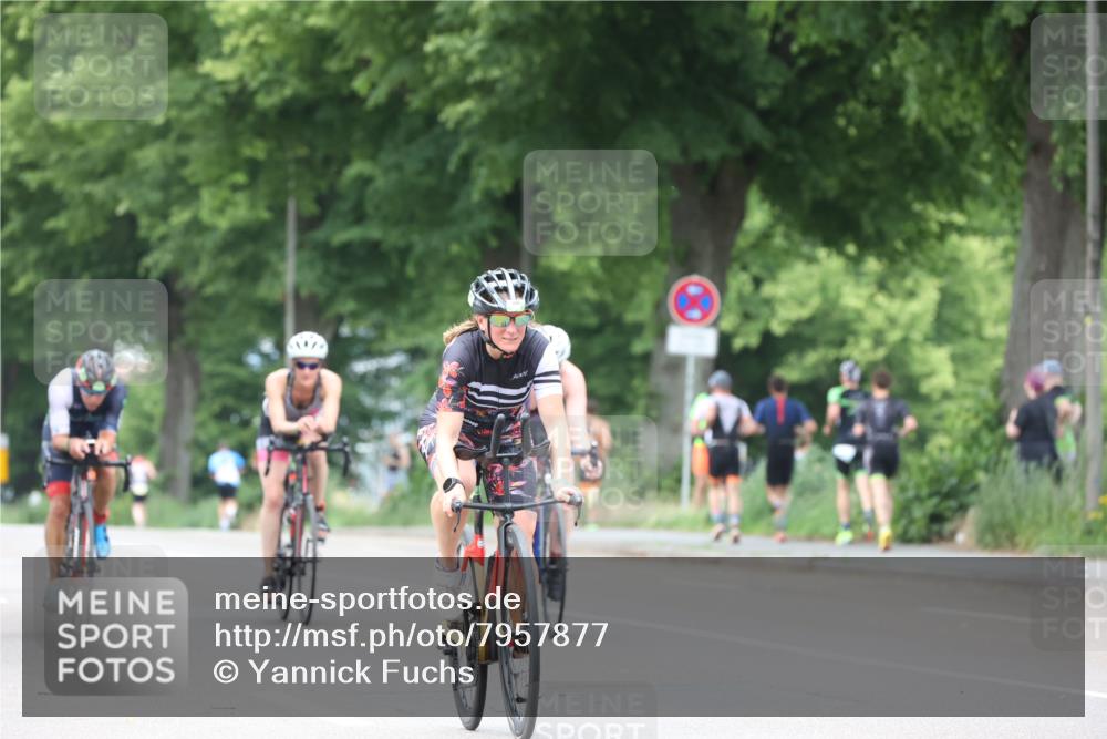 15.06.2025 - 7 Türme Triathlon Yannick Fuchs http://msf.ph/oto/7957877 15.06.2025 13:44:53 Radfahren 216, 352, 520, 601, 1050, 1159 meine-sportfotos.de