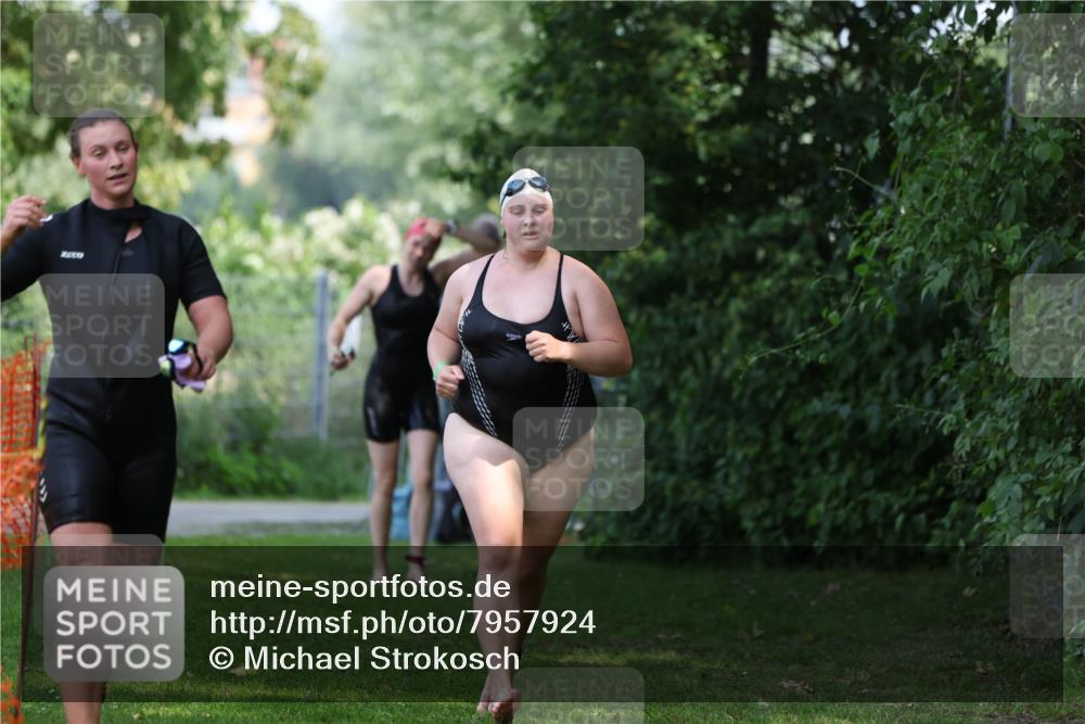15.06.2025 - 7 Türme Triathlon Michael Strokosch http://msf.ph/oto/7957924 15.06.2025 12:37:17 Schwimmen 368, 369, 491, 520, 556, 668 meine-sportfotos.de