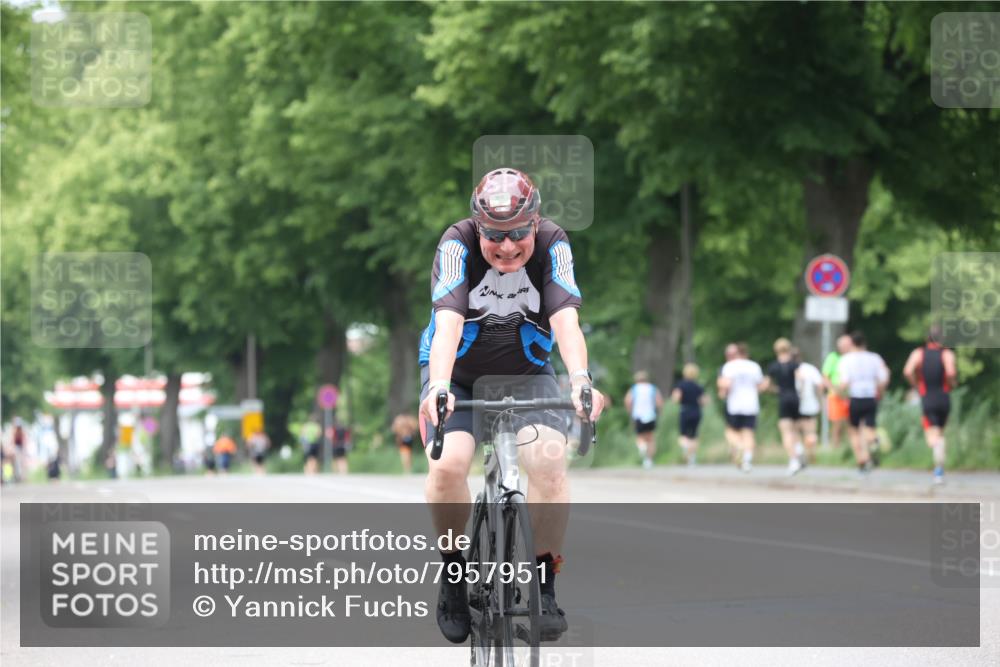 15.06.2025 - 7 Türme Triathlon Yannick Fuchs http://msf.ph/oto/7957951 15.06.2025 13:45:05 Radfahren 578, 959 meine-sportfotos.de