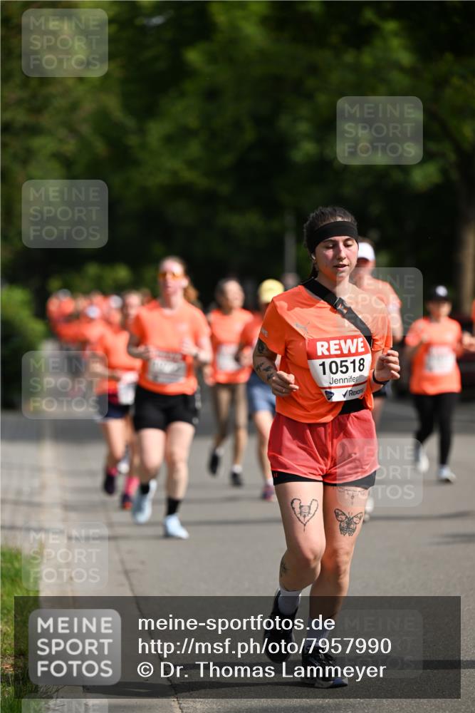 15.06.2025 - REWE Women's Run Dr. Thomas Lammeyer http://msf.ph/oto/7957990 15.06.2025 09:48:02 Laufen 10518 meine-sportfotos.de