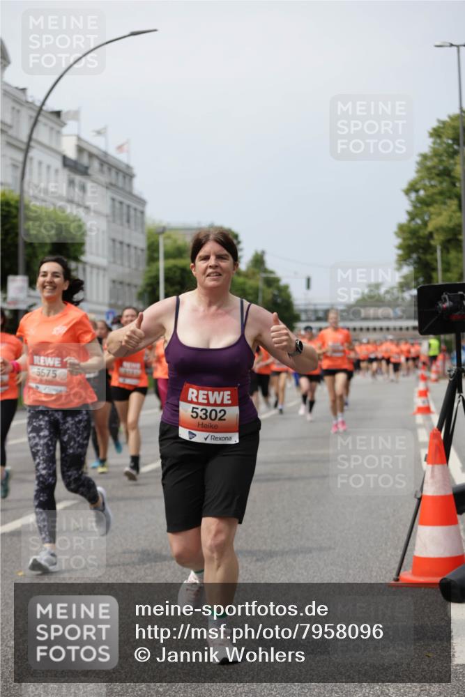 15.06.2025 - REWE Women's Run Jannik Wohlers http://msf.ph/oto/7958096 15.06.2025 09:44:17 Laufen 5575, 5302 meine-sportfotos.de