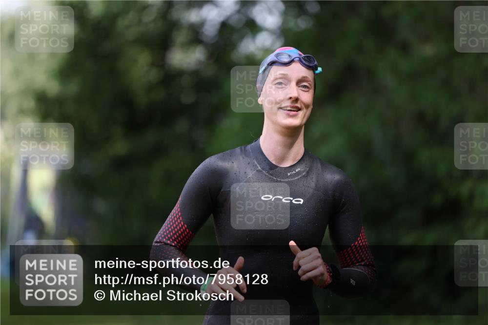 15.06.2025 - 7 Türme Triathlon Michael Strokosch http://msf.ph/oto/7958128 15.06.2025 12:37:42 Schwimmen 356 meine-sportfotos.de
