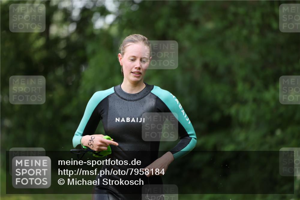 15.06.2025 - 7 Türme Triathlon Michael Strokosch http://msf.ph/oto/7958184 15.06.2025 12:38:27 Schwimmen 590 meine-sportfotos.de