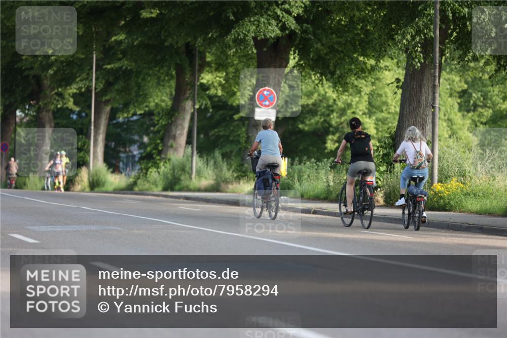 15.06.2025 - 7 Türme Triathlon Yannick Fuchs http://msf.ph/oto/7958294 15.06.2025 08:47:51 Radfahren  meine-sportfotos.de