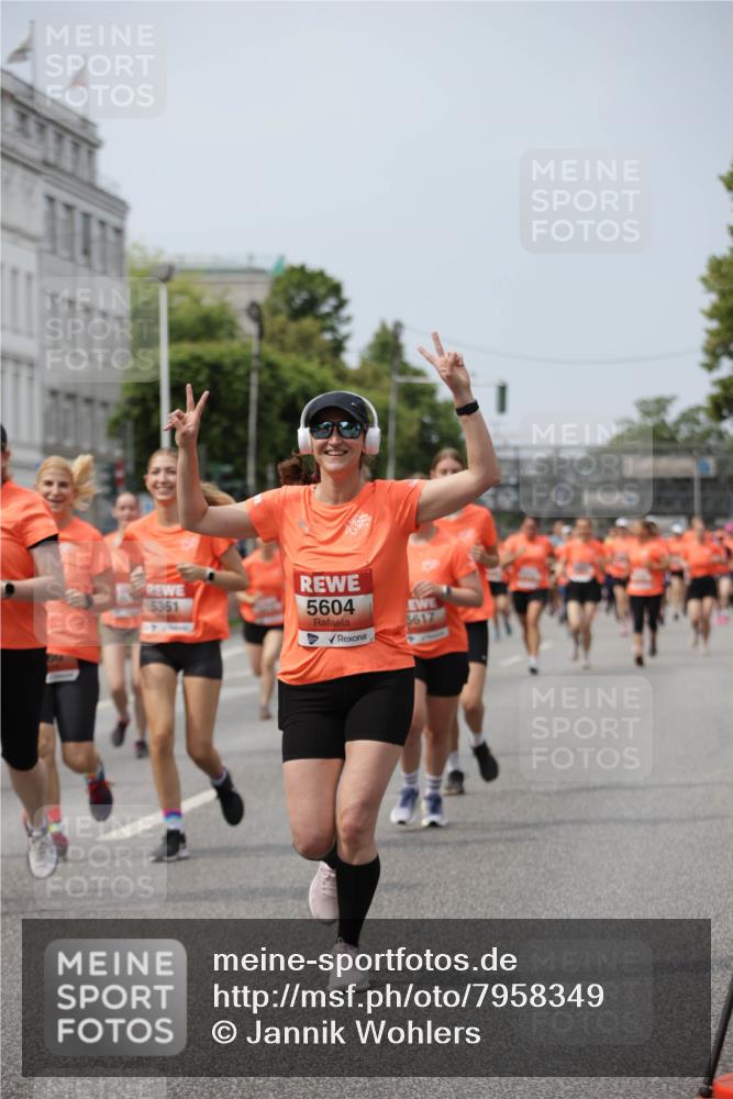 15.06.2025 - REWE Women's Run Jannik Wohlers http://msf.ph/oto/7958349 15.06.2025 09:44:22 Laufen 5361, 5604, 3617 meine-sportfotos.de