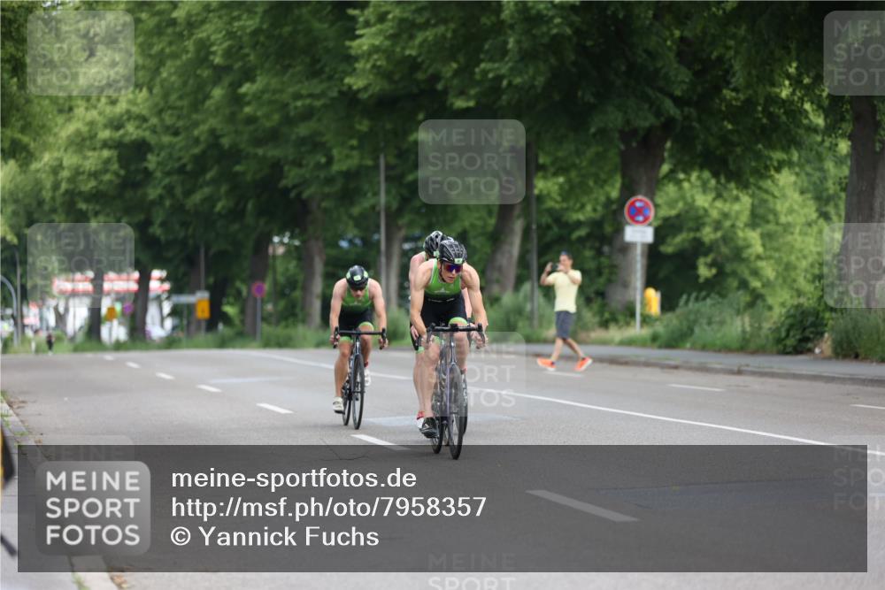 15.06.2025 - 7 Türme Triathlon Yannick Fuchs http://msf.ph/oto/7958357 15.06.2025 09:44:33 Radfahren 11, 12, 13, 14 meine-sportfotos.de