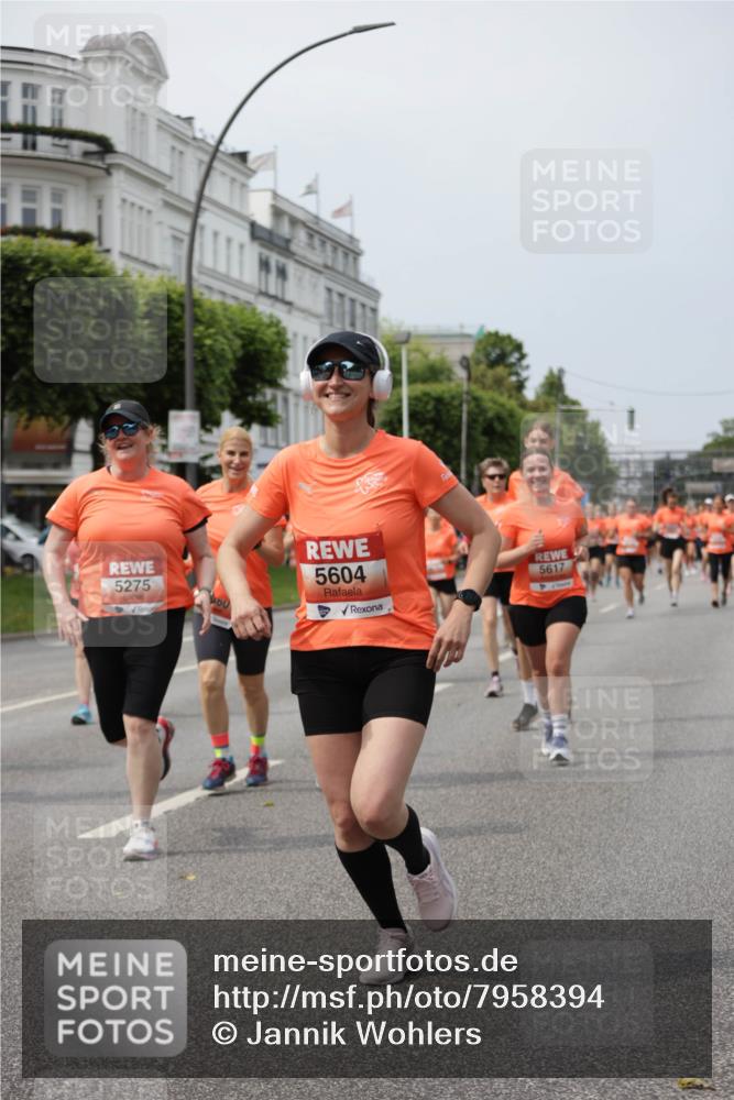 15.06.2025 - REWE Women's Run Jannik Wohlers http://msf.ph/oto/7958394 15.06.2025 09:44:23 Laufen 5275, 400, 5604, 5617 meine-sportfotos.de