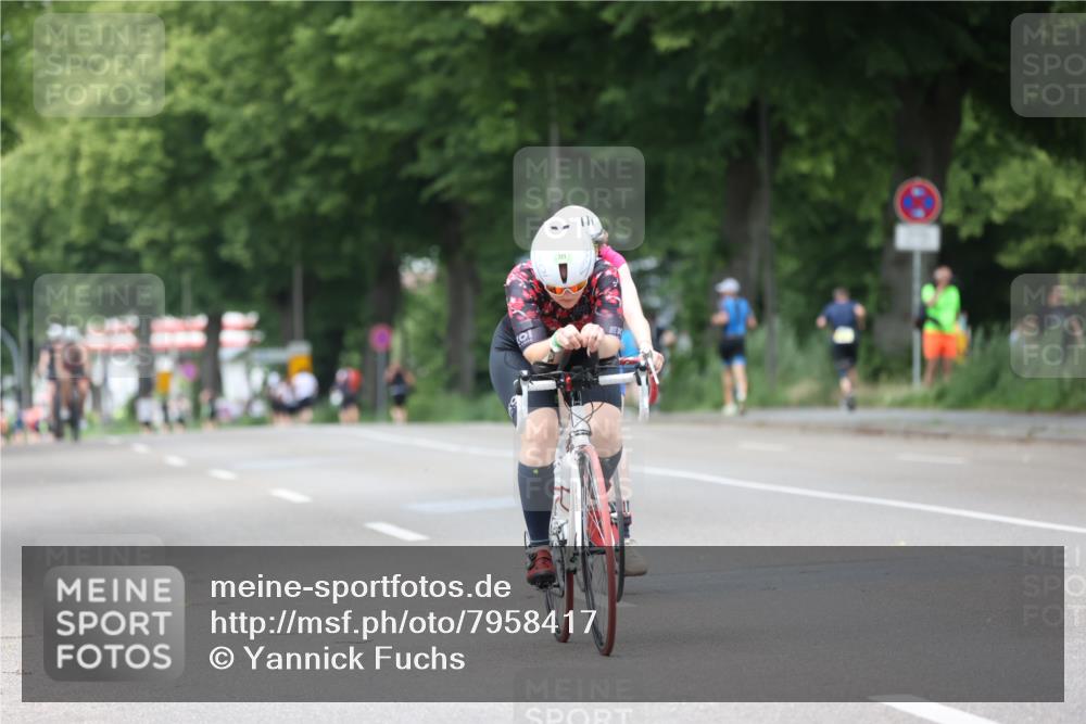 15.06.2025 - 7 Türme Triathlon Yannick Fuchs http://msf.ph/oto/7958417 15.06.2025 13:46:15 Radfahren 721, 906, 997, 1042, 1129 meine-sportfotos.de