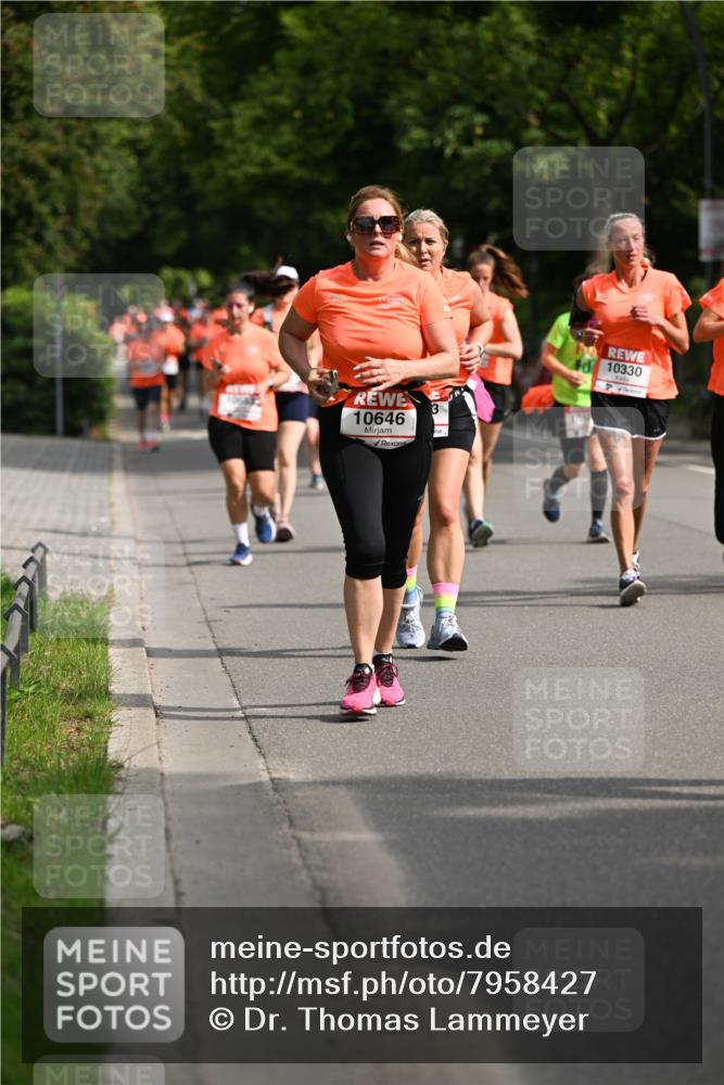 15.06.2025 - REWE Women's Run Dr. Thomas Lammeyer http://msf.ph/oto/7958427 15.06.2025 09:48:21 Laufen 10646, 10330 meine-sportfotos.de