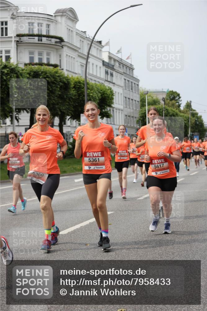 15.06.2025 - REWE Women's Run Jannik Wohlers http://msf.ph/oto/7958433 15.06.2025 09:44:24 Laufen 5051, 5360, 5361, 5617 meine-sportfotos.de