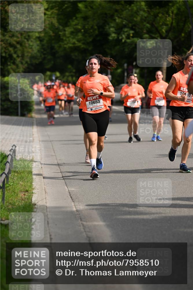 15.06.2025 - REWE Women's Run Dr. Thomas Lammeyer http://msf.ph/oto/7958510 15.06.2025 09:48:24 Laufen 10653 meine-sportfotos.de