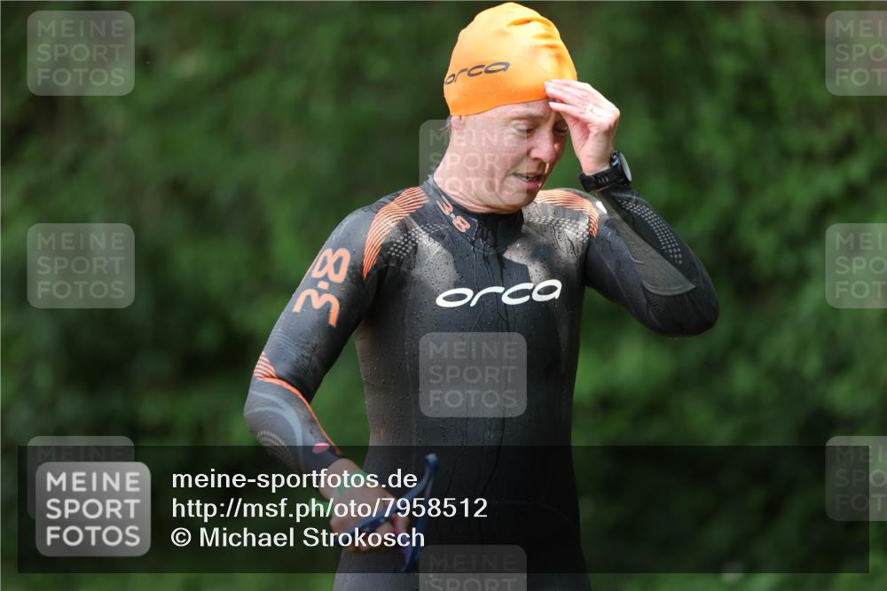 15.06.2025 - 7 Türme Triathlon Michael Strokosch http://msf.ph/oto/7958512 15.06.2025 12:40:15 Schwimmen 549, 588 meine-sportfotos.de