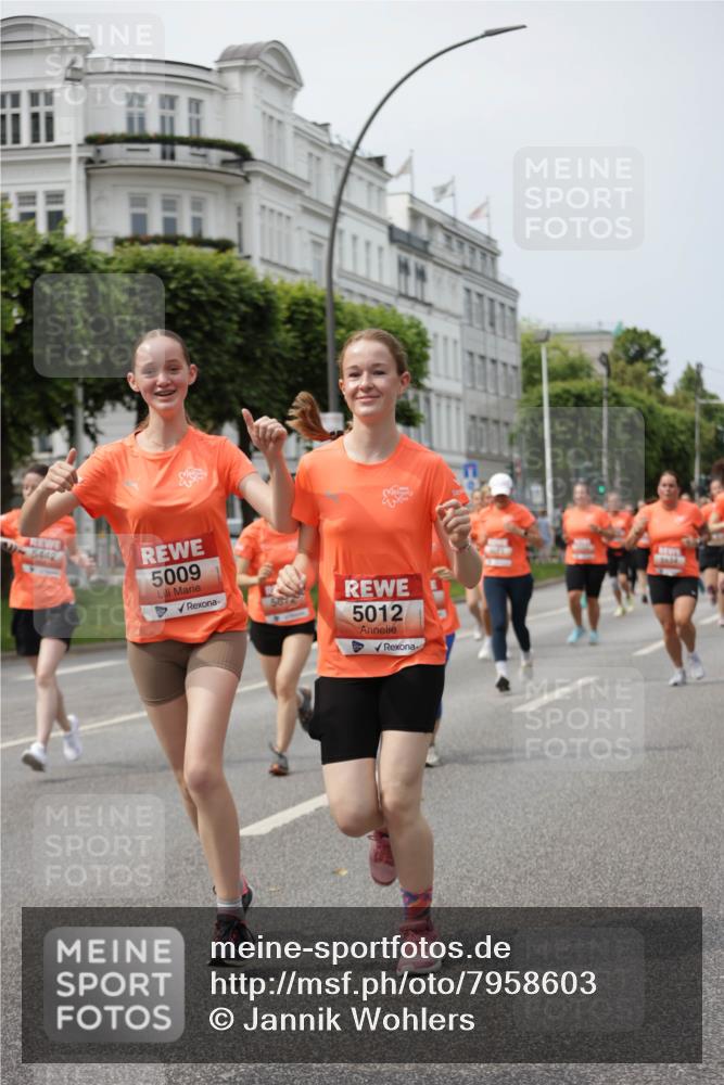 15.06.2025 - REWE Women's Run Jannik Wohlers http://msf.ph/oto/7958603 15.06.2025 09:44:27 Laufen 5442, 5009, 5672, 5012 meine-sportfotos.de