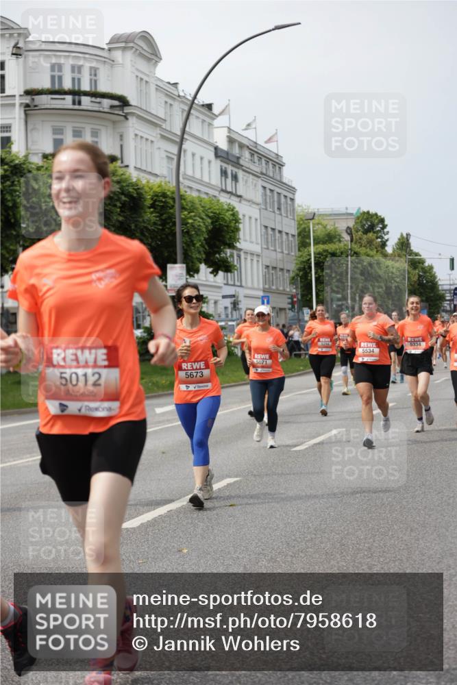 15.06.2025 - REWE Women's Run Jannik Wohlers http://msf.ph/oto/7958618 15.06.2025 09:44:28 Laufen 5012, 5673, 5071, 5294, 5334, 5534 meine-sportfotos.de