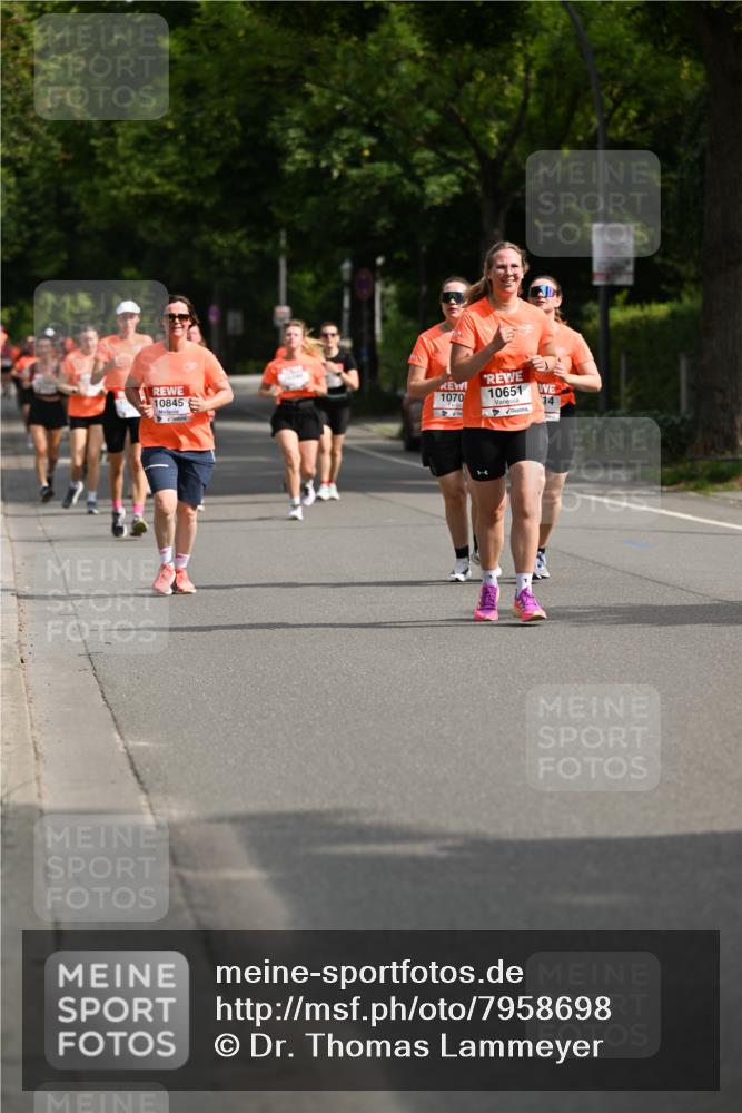 15.06.2025 - REWE Women's Run Dr. Thomas Lammeyer http://msf.ph/oto/7958698 15.06.2025 09:48:32 Laufen 10845, 1070, 10651, 14 meine-sportfotos.de