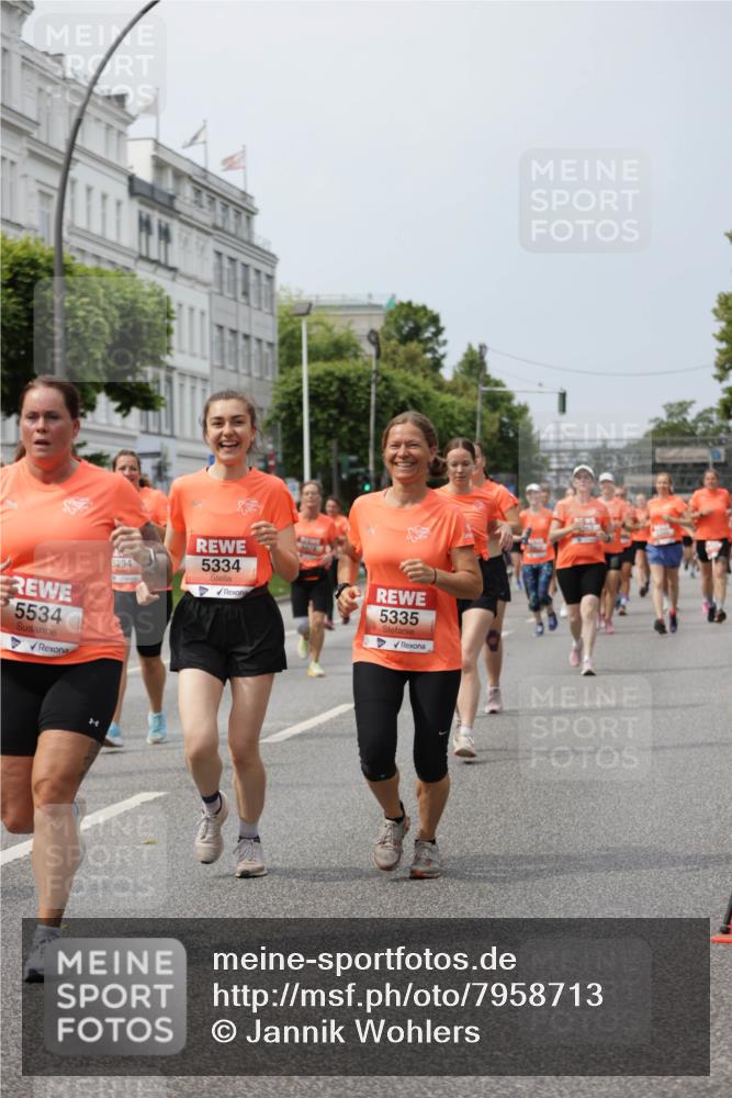 15.06.2025 - REWE Women's Run Jannik Wohlers http://msf.ph/oto/7958713 15.06.2025 09:44:30 Laufen 5534, 5294, 5334, 5335 meine-sportfotos.de