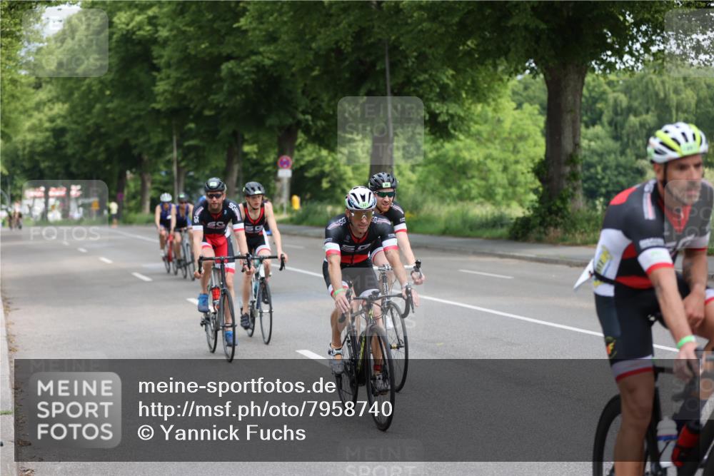 15.06.2025 - 7 Türme Triathlon Yannick Fuchs http://msf.ph/oto/7958740 15.06.2025 09:48:39 Radfahren 31, 33, 34, 35, 71, 74, 75, 101, 104 meine-sportfotos.de