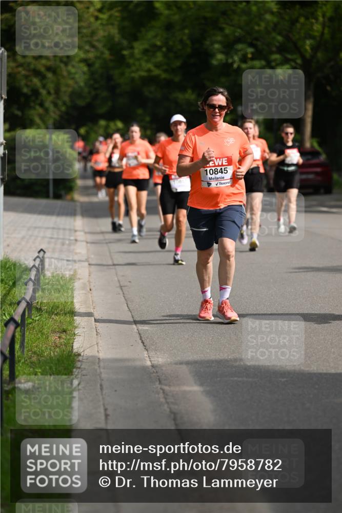 15.06.2025 - REWE Women's Run Dr. Thomas Lammeyer http://msf.ph/oto/7958782 15.06.2025 09:48:35 Laufen 10845 meine-sportfotos.de