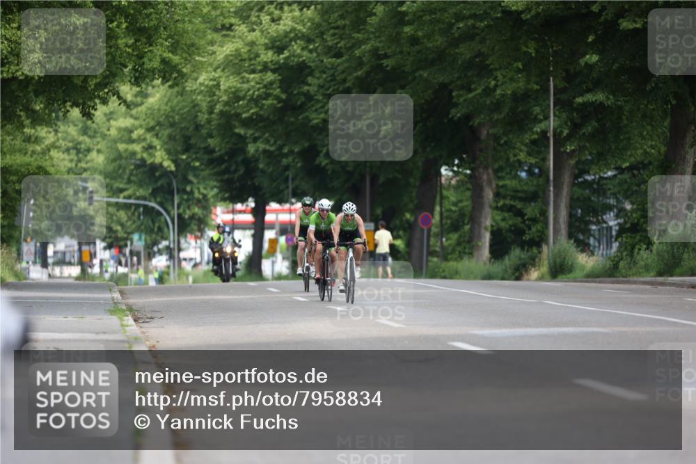 15.06.2025 - 7 Türme Triathlon Yannick Fuchs http://msf.ph/oto/7958834 15.06.2025 09:48:45 Radfahren 105, 106 meine-sportfotos.de