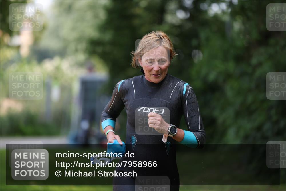 15.06.2025 - 7 Türme Triathlon Michael Strokosch http://msf.ph/oto/7958966 15.06.2025 12:42:58 Schwimmen 458 meine-sportfotos.de