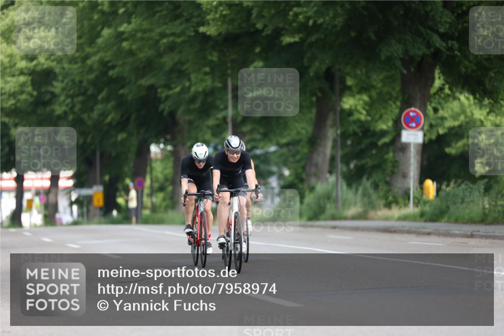 15.06.2025 - 7 Türme Triathlon Yannick Fuchs http://msf.ph/oto/7958974 15.06.2025 09:49:22 Radfahren 113, 114, 115 meine-sportfotos.de