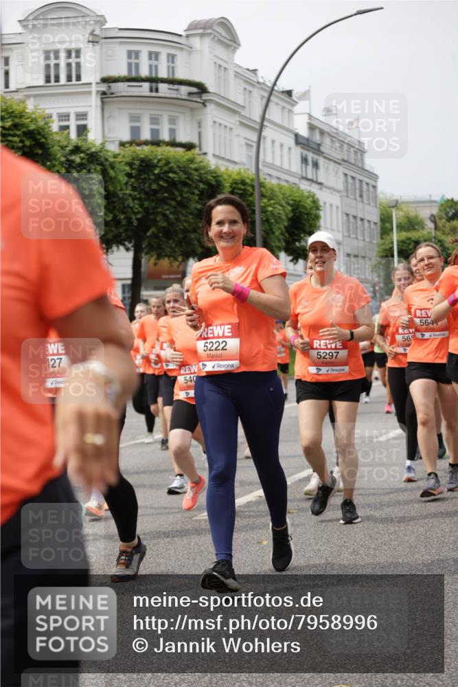 15.06.2025 - REWE Women's Run Jannik Wohlers http://msf.ph/oto/7958996 15.06.2025 09:44:43 Laufen 427, 540, 5222, 5297, 564, 56 meine-sportfotos.de